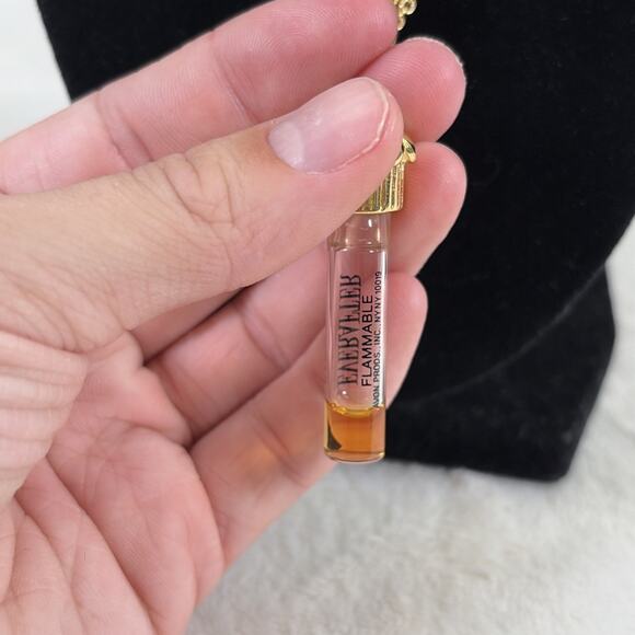 Vintage Avon “Ever After” Perfume Bottle Gold Tone Pendant Vial Necklace 90s 16” - Picture 6 of 8